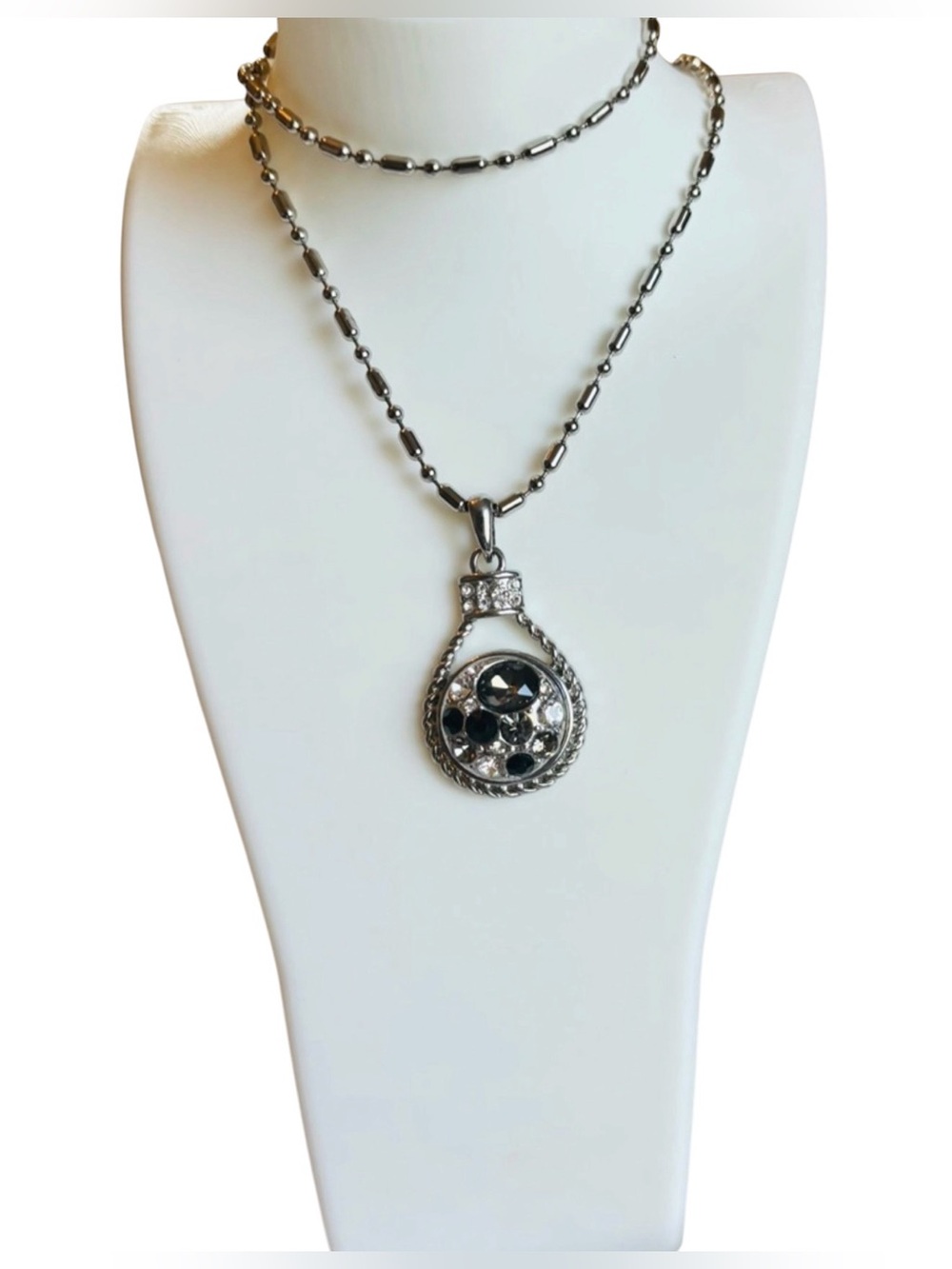 Silver Moon pendant necklace‎ with Gems